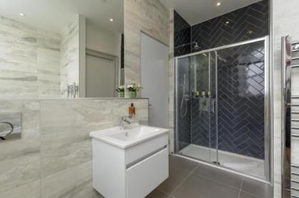 Destiny Scotland - Princes Street Residence - image 5