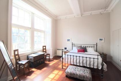 Royal Mile Mansions by Edinburgh City Apartments - image 10