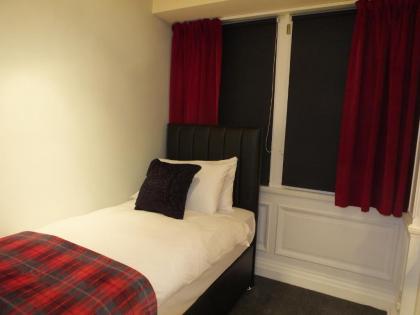 Royal Mile Mansions by Edinburgh City Apartments - image 15