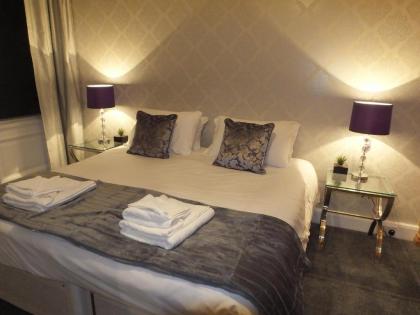 Royal Mile Mansions by Edinburgh City Apartments - image 16