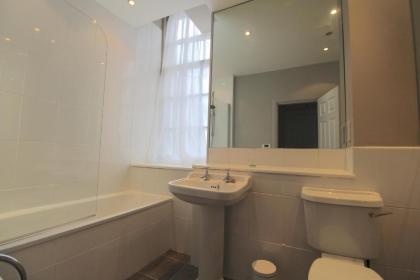 Royal Mile Mansions by Edinburgh City Apartments - image 3