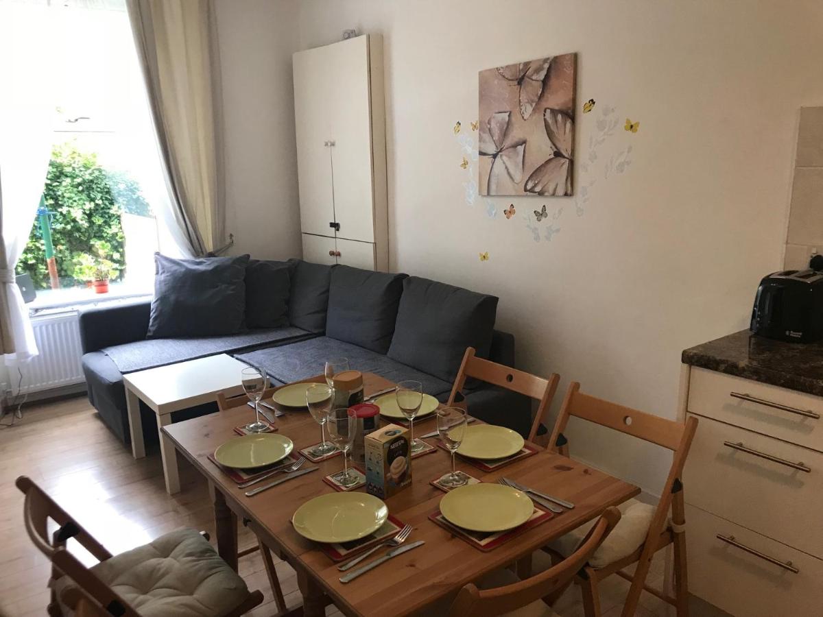 Edinburgh Central Apartment - main image