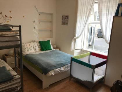 Edinburgh Central Apartment - image 16