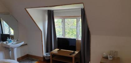 Ardgowan Guest House - image 13