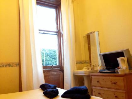 Ardgowan Guest House - image 18