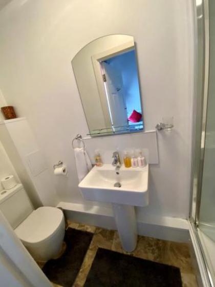 16 Pilrig Guest House - image 6