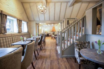 The Stair Arms Hotel - image 15