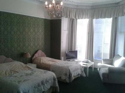 Capital Guest House - image 12