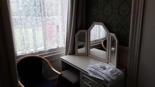 Capital Guest House - image 3