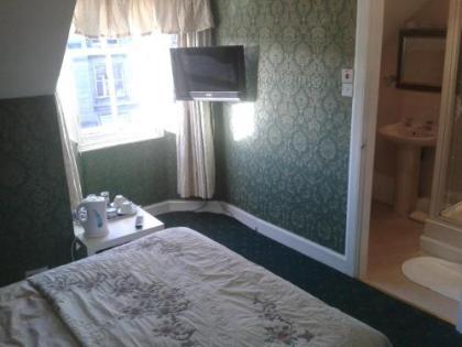 Capital Guest House - image 5