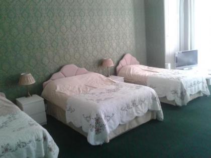Capital Guest House - image 9