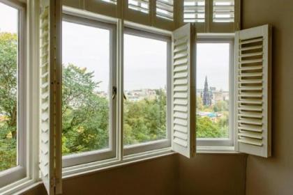 Ramsay Gardens - Grand 4-Bedroom Apartment Next To Castle - image 20
