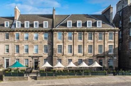 Courtyard by Marriott Edinburgh - image 1
