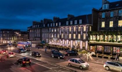 Courtyard by Marriott Edinburgh - image 7