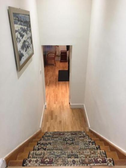 Lanark Residence - image 11