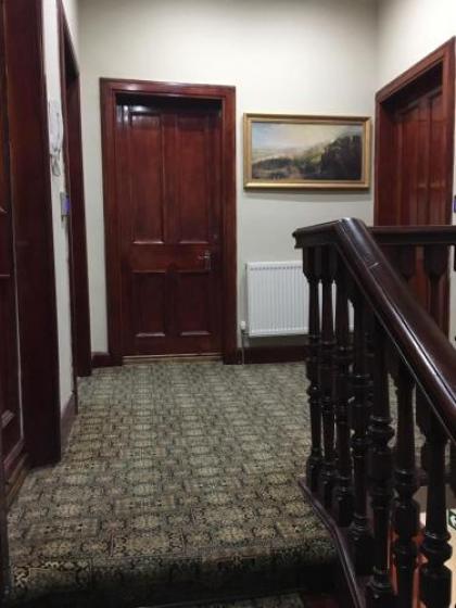 Lanark Residence - image 6