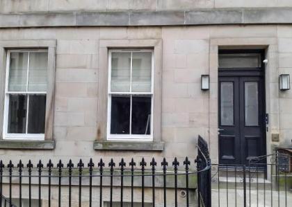 Edinburgh Nine - image 4