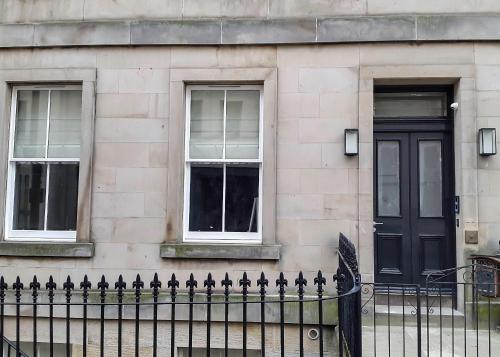 Edinburgh Nine - image 4