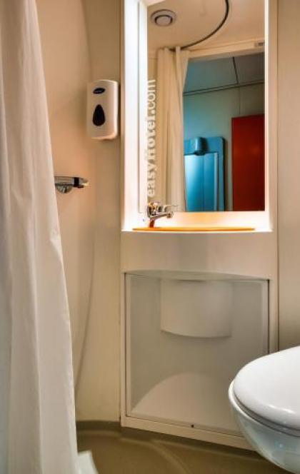 easyHotel Edinburgh - image 2