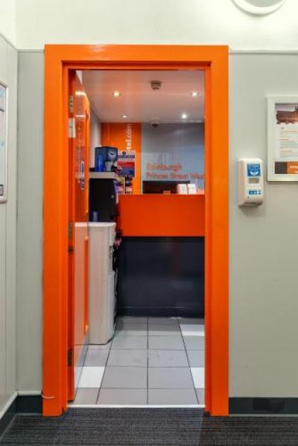 easyHotel Edinburgh - image 3