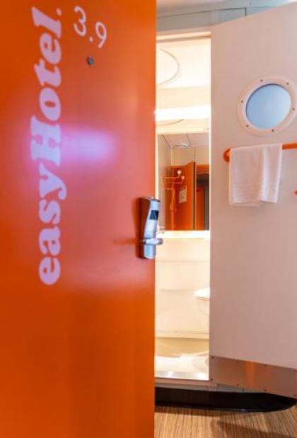 easyHotel Edinburgh - image 8