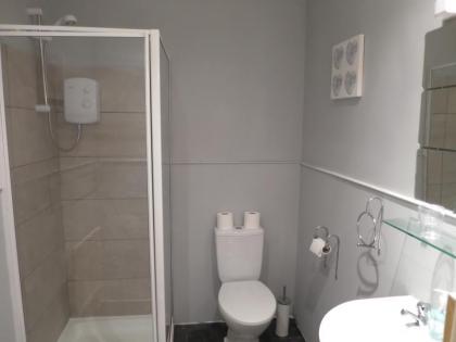 Thornfield Guest House - image 4