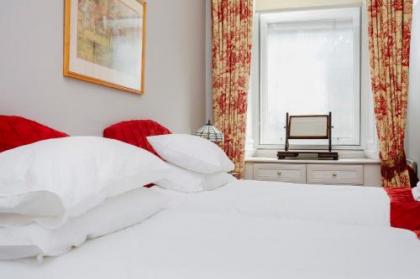 Royal Mile Mansions 14 - image 19
