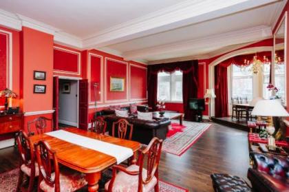 Royal Mile Mansions 14 - image 5
