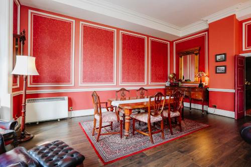 Royal Mile Mansions 14 - image 7