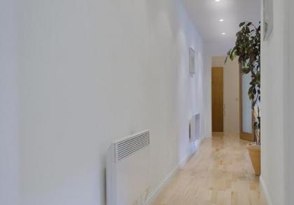 Causewayside Apartment - The Edinburgh Address - image 17