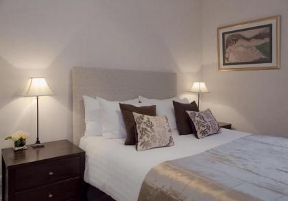 Causewayside Apartment - The Edinburgh Address - image 19