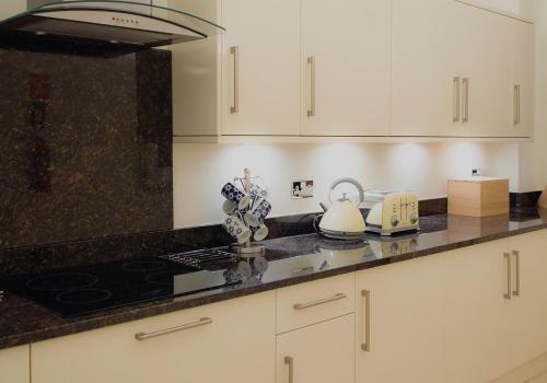 The Lynedoch Place Residence - image 2