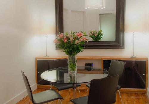 The Lynedoch Place Residence - image 5