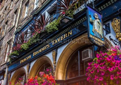 The Edinburgh Address - Classic Marchmont Charm - image 12