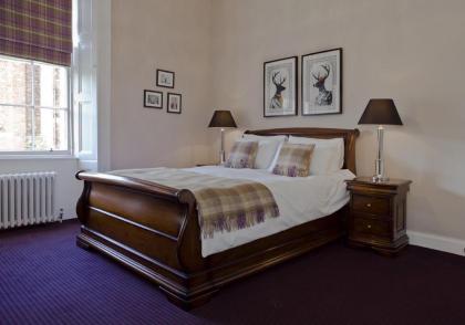Edinburgh Castle Suite - The Edinburgh Address - image 5