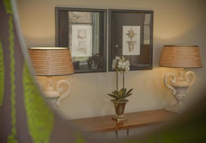 The Edinburgh Address - Castle View Apartment - image 9