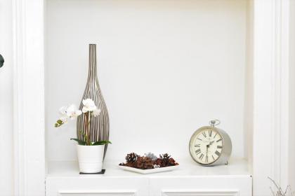Rose Street - Watchmakers Apartment - image 15