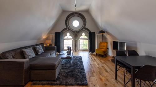 Linton Collection - Blackfriars Lofts - image 5