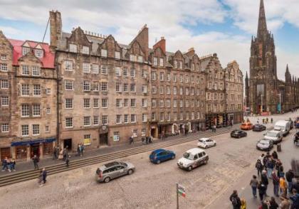 Ladystairs 2 Royal Mile - image 12