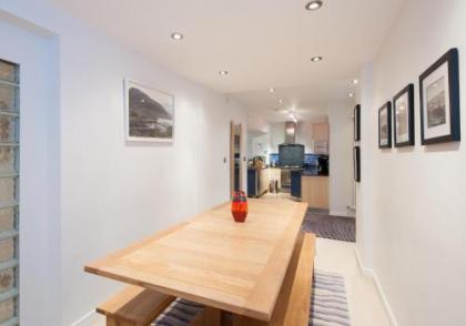 The York Place Residence - image 17