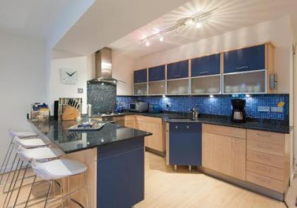 The York Place Residence - image 2