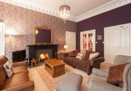 The Coates Gardens Residence - image 1