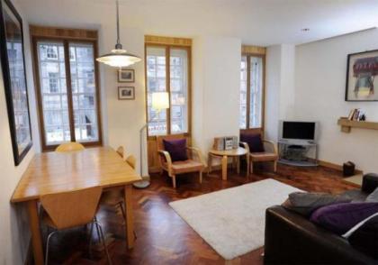 The David Hume Residence - image 7