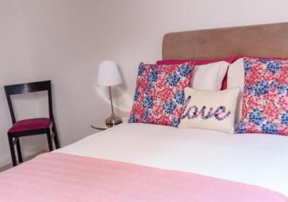 The Tollcross Residence - image 6