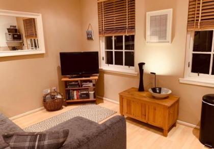 The Webstersland Residence - image 4