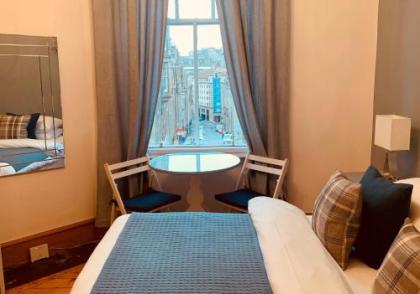 The Royal Mile Residence by Reserve Apartments - image 1