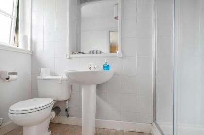 The Fettes Residence - image 4