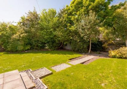 The Lochside House Residence - image 13