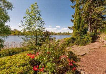The Lochside House Residence - image 16