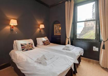 The Castle Esplanade Residence - image 9